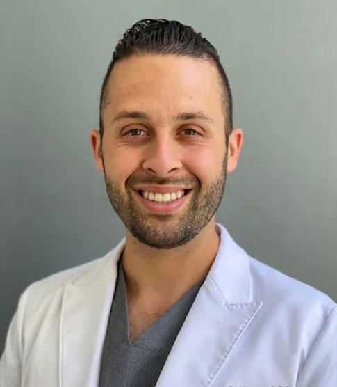 Dr. Favio Gallegos